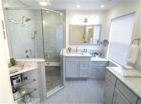 : 20180115 Master Bath-1